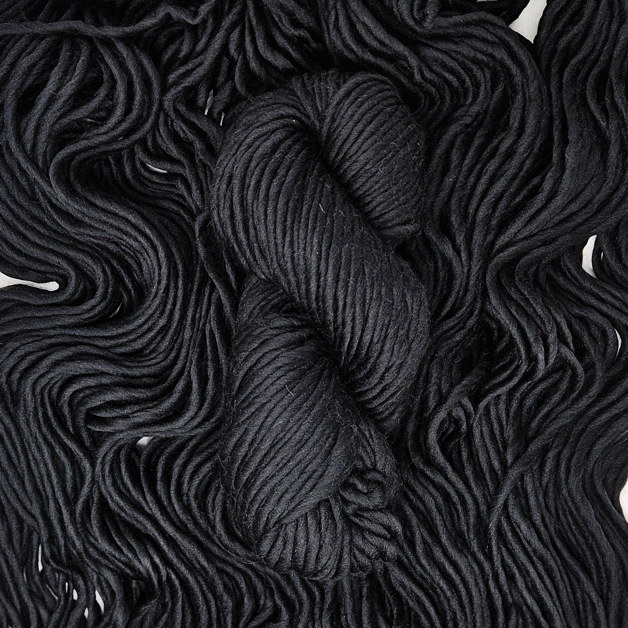 Maker MVMT Story - Black